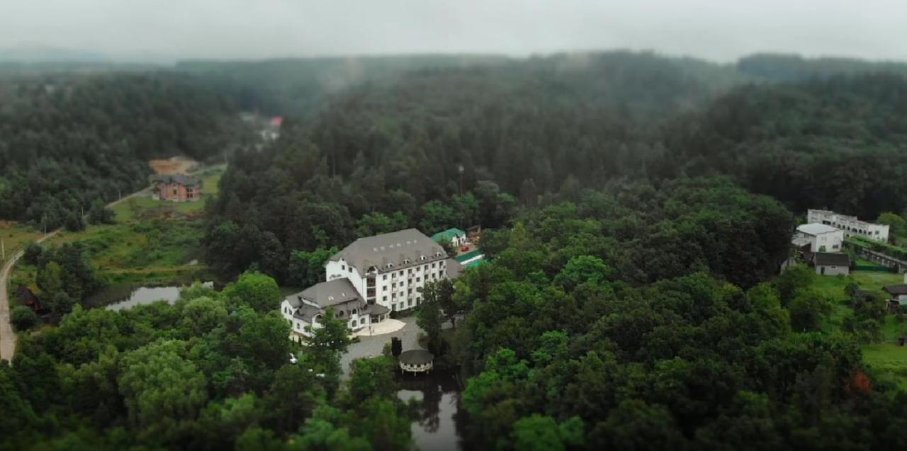 Hotel Solotvyno Resort Exteriör bild