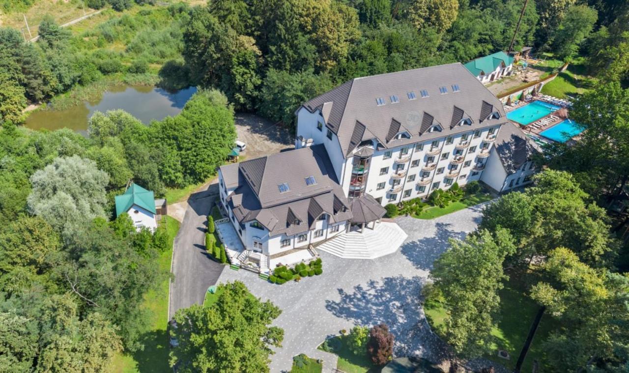 Hotel Solotvyno Resort Exteriör bild